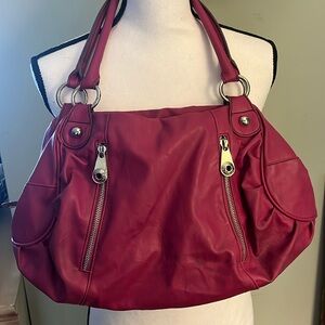 Nine & Co fuschia shoulder bag